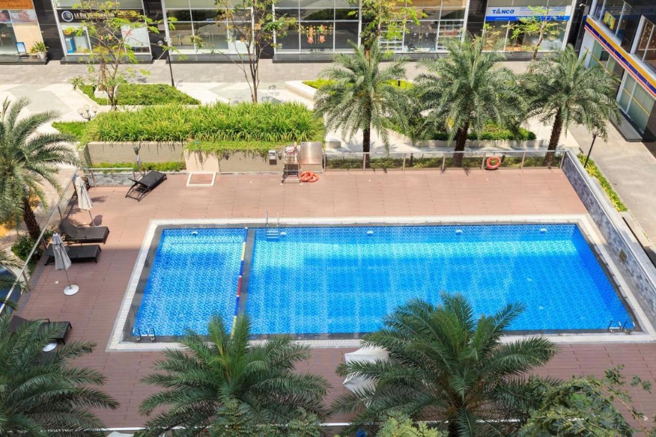 Апартаменти Austin Sky Center Cbd- Near International Airport Хошимін Екстер'єр фото